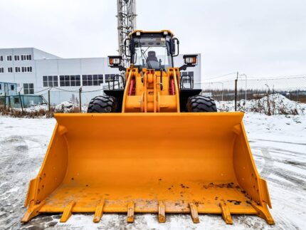 Фото 20 - Фронтальный погрузчик Lonking CDM853.